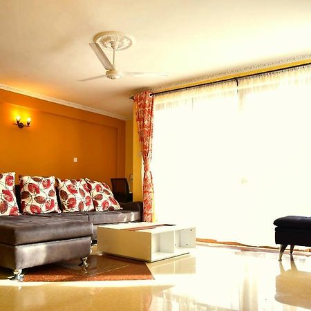 Odwa Aparthotel Момбаса Екстериор снимка